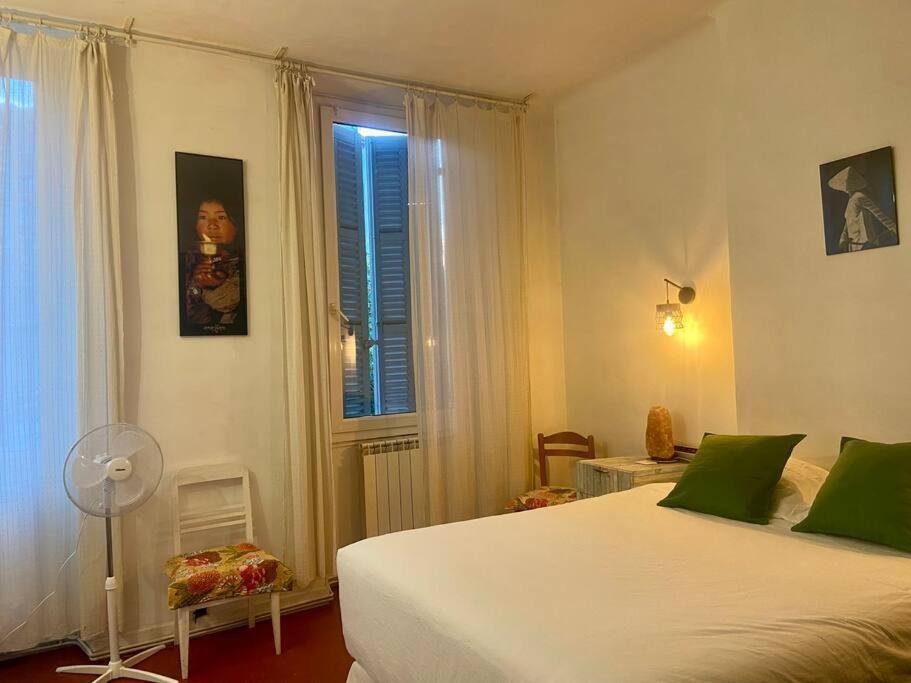 Logis Confortable - Accueillant Marsilya Dış mekan fotoğraf