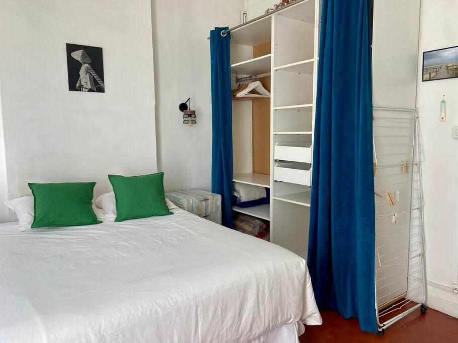 Logis Confortable - Accueillant Marsilya Dış mekan fotoğraf